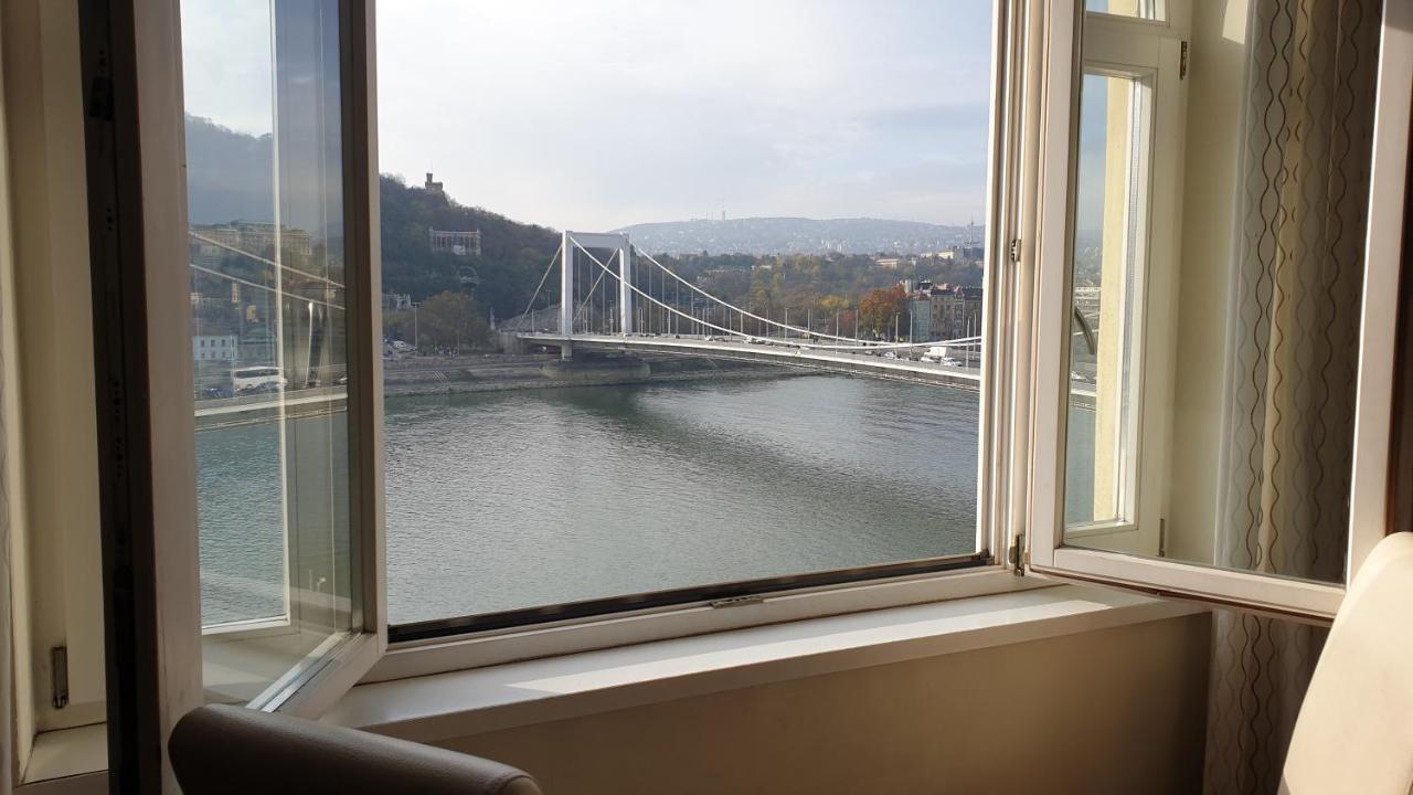 Danube View Lägenhet Budapest Exteriör bild
